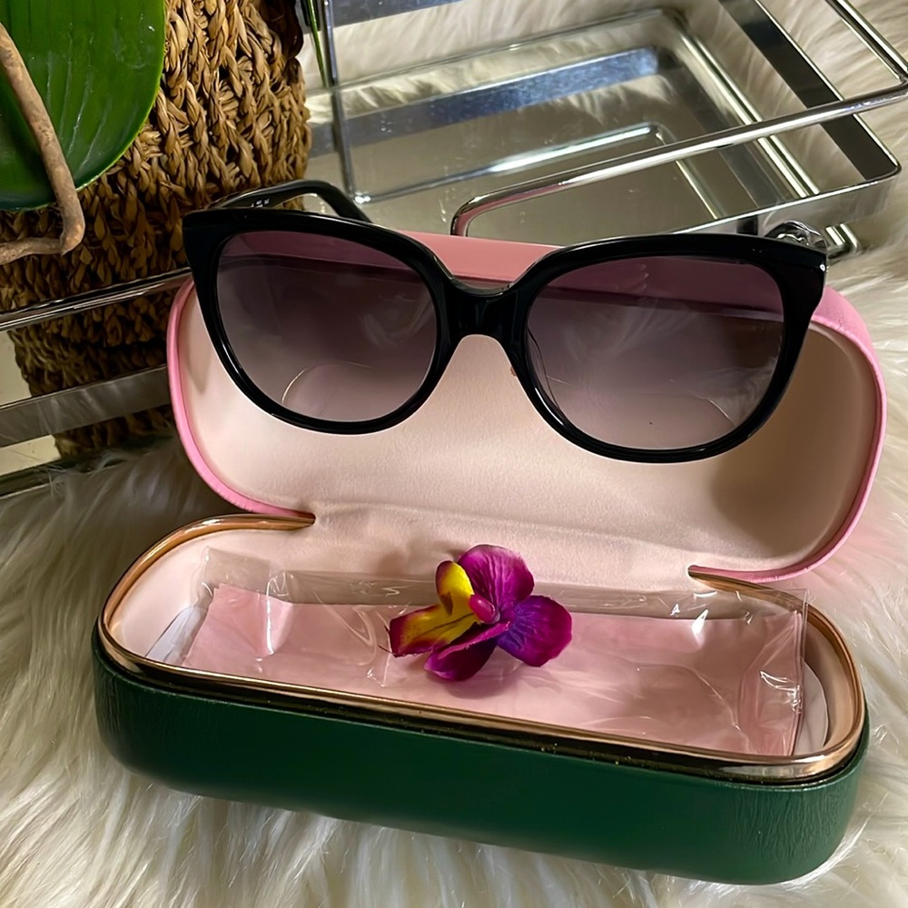 🎀KATE SPADE ♠️ Gorgeous!!!! Black Cat Eye Sunglasses 🕶️